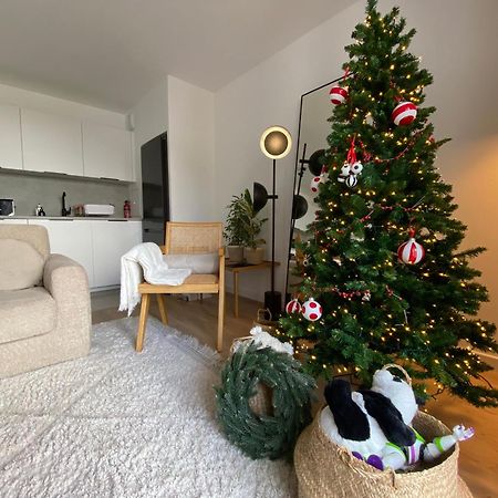 Апартаменты Disneyland Minimalist Lifestyle - 5 Pax Серри Экстерьер фото