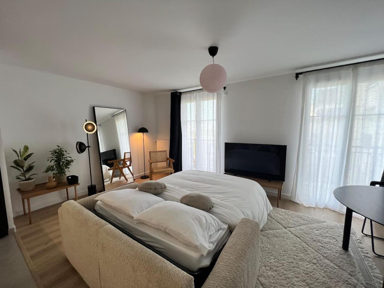 Апартаменты Disneyland Minimalist Lifestyle - 5 Pax Серри Экстерьер фото